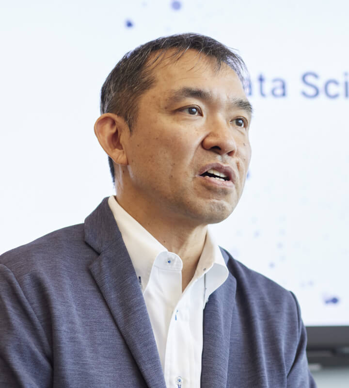 塩崎 潤一